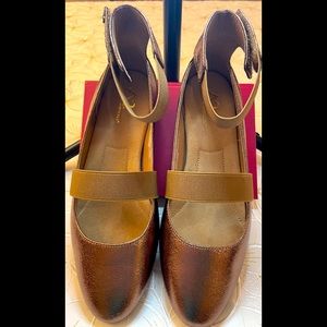 Aerosoles Bronze Leather Shoes